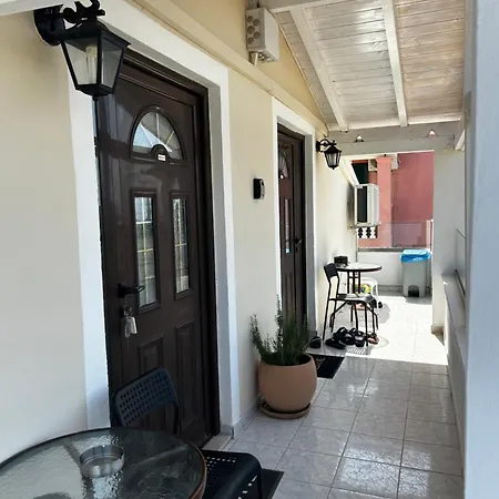 Paradises's Nest Διαμέρισμα