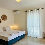 Paradises's Nest شقة