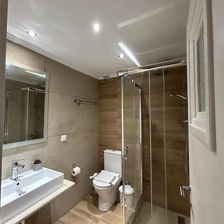 Apartment Paradises's Nest Agios Georgios (Corfu)