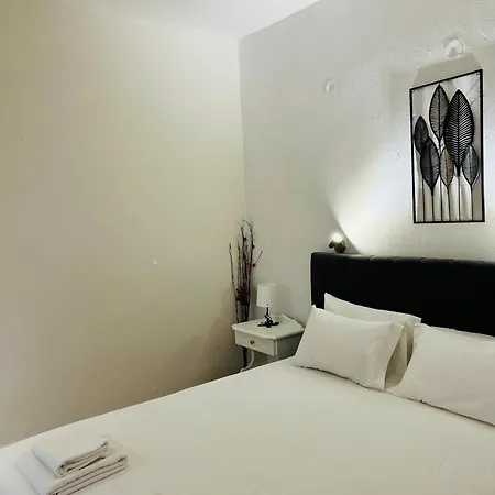 Paradises's Nest アパート