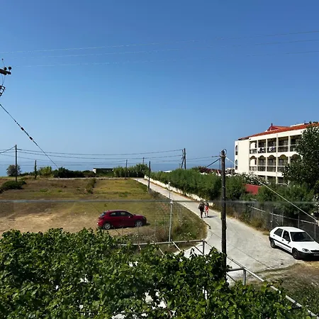 Paradises's Nest 아파트 *