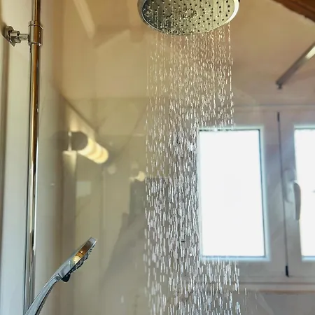 Paradises's Nest アパート